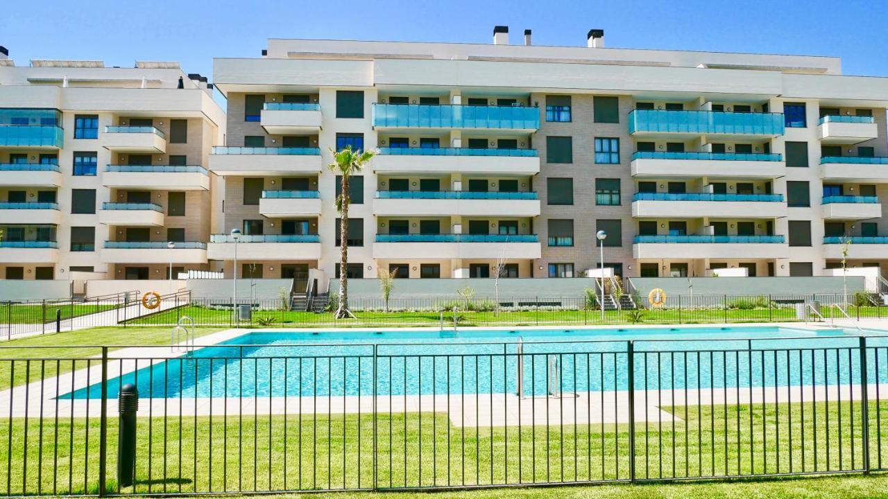 Playa Los Alamos, Descanso Y Ocio En Торремолинос Экстерьер фото